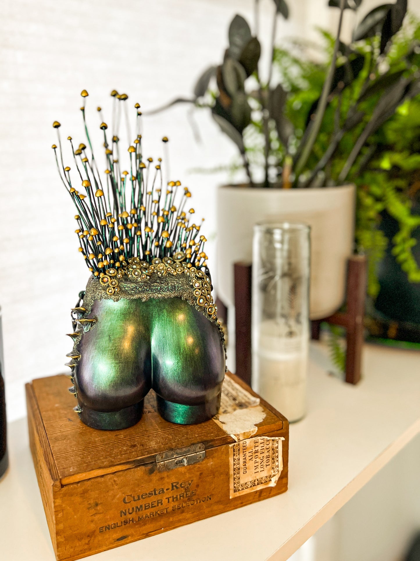 Metallic Spores: The Butt Clutch